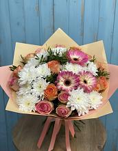 Букет цветов из:  Розы, Герберы и Хризантемы в Кахуне