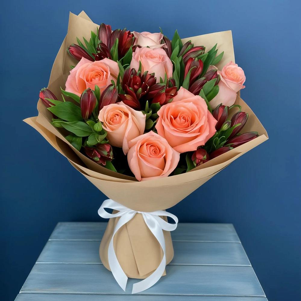 Букет цветов из: Розы и Альстромерии в Кахуне