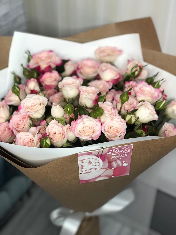 Букет цветов из: Розы в Кахуне