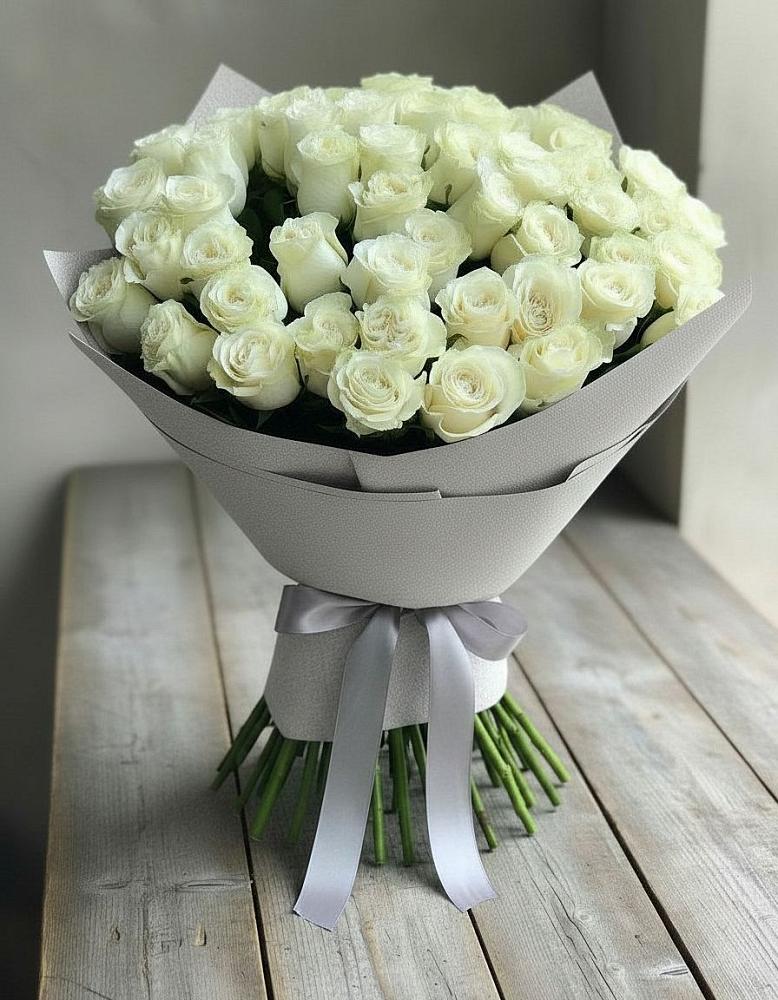 Букет 35 Белых роз в Кахуне