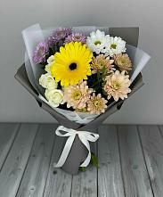 Букет цветов из:  Розы, Герберы и Хризантемы в Кахуне