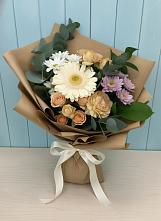 Букет цветов из:  Герберы и Хризантемы в Кахуне