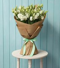 Букет цветов из:  Лизиантусы в Кахуне