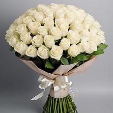 Букет 101 беля роза Белоснежка в Кахуне