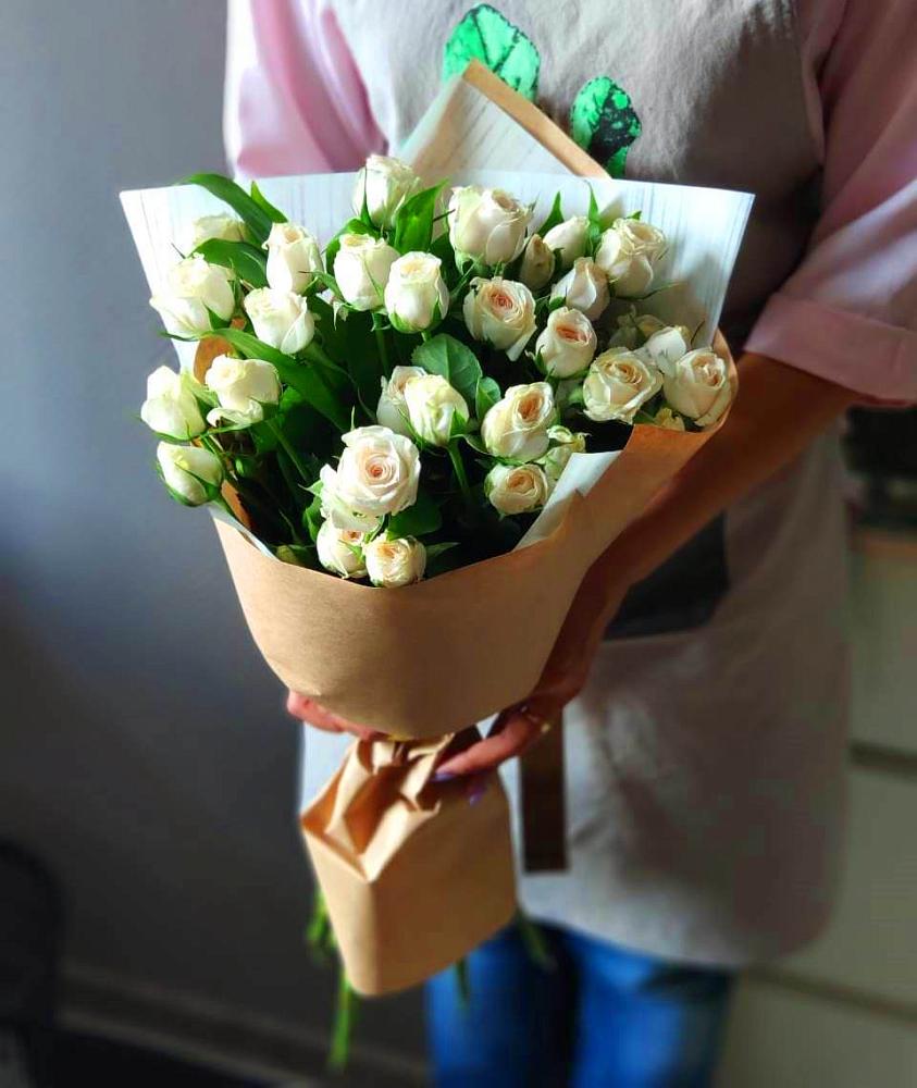 Букет цветов из: Розы в Кахуне