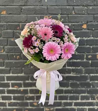 Букет цветов из:  Герберы и Хризантемы в Кахуне