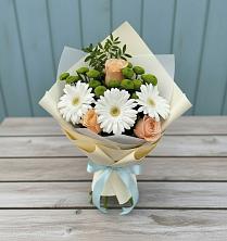 Букет цветов из:  Герберы, Розы и Хризантемы в Кахуне