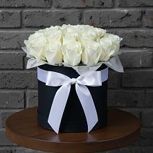 Цветочная композиция из Розы в шляпной коробке в Кахуне